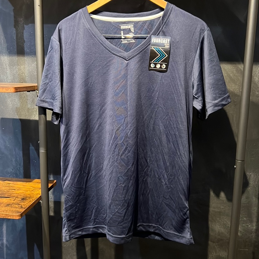 Active T-shirt blue neck polo navy NWT Size Large negotiable always